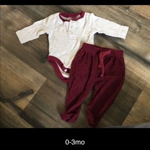 0-3mo maroon fall /winter outfit